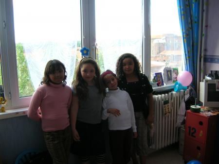 Andrea,iléana,anais,candice